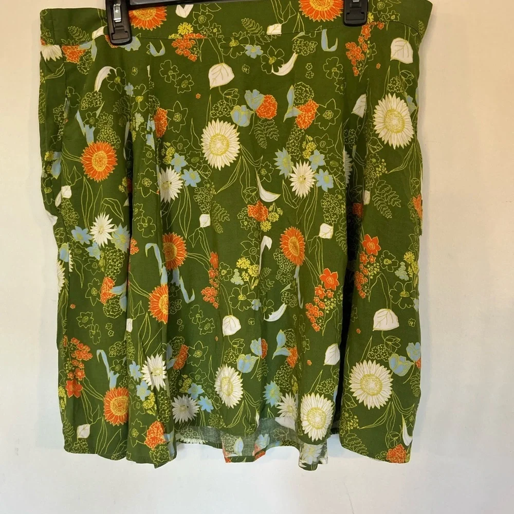 ModCloth Floral Green Skirt Elastic Stretch Waist 1X - Picture 3 of 12